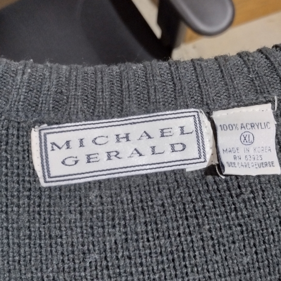 Michael Gerald Boyfriend Sweater l Size XL Extra Large l Striped Sweater - Picture 6 of 6